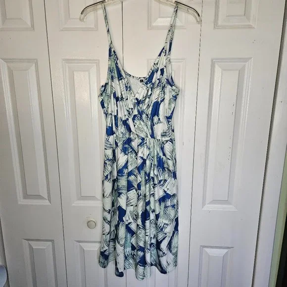 Nice Summer Dress, XL, blue green and white. - Picture 1 of 10